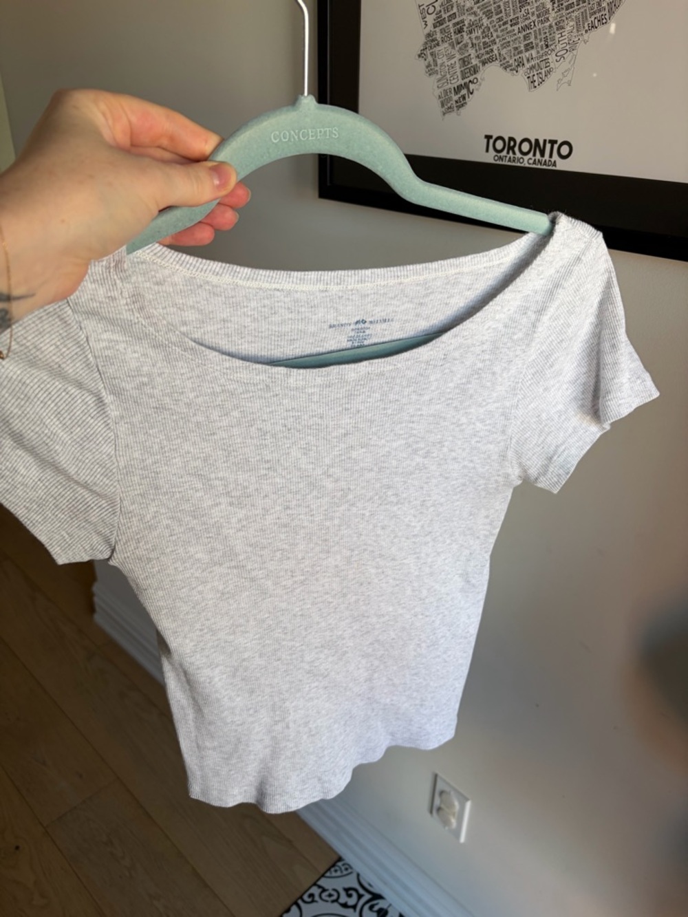 Brandy Melville Light Gray Ribbed Scoop Neck Tee